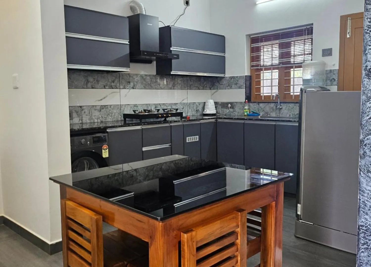 Сasa de vacaciones Metro Furnished Apartments Alappuzha