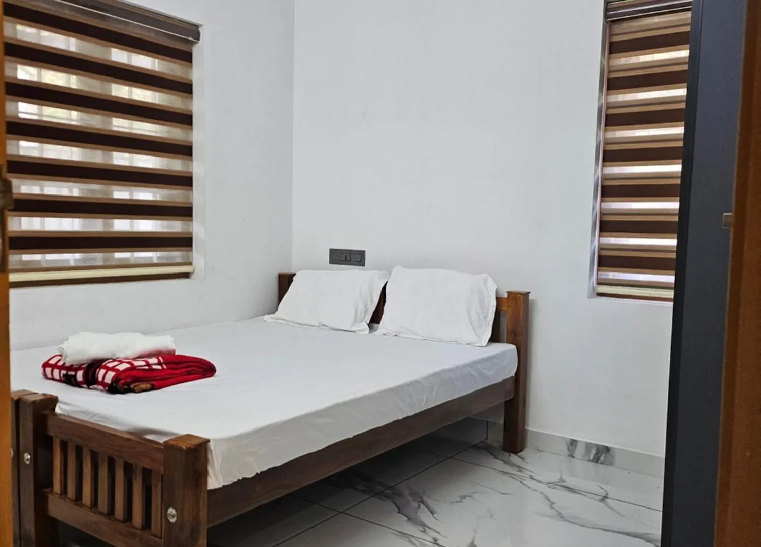 Сasa de vacaciones Metro Furnished Apartments Alappuzha India